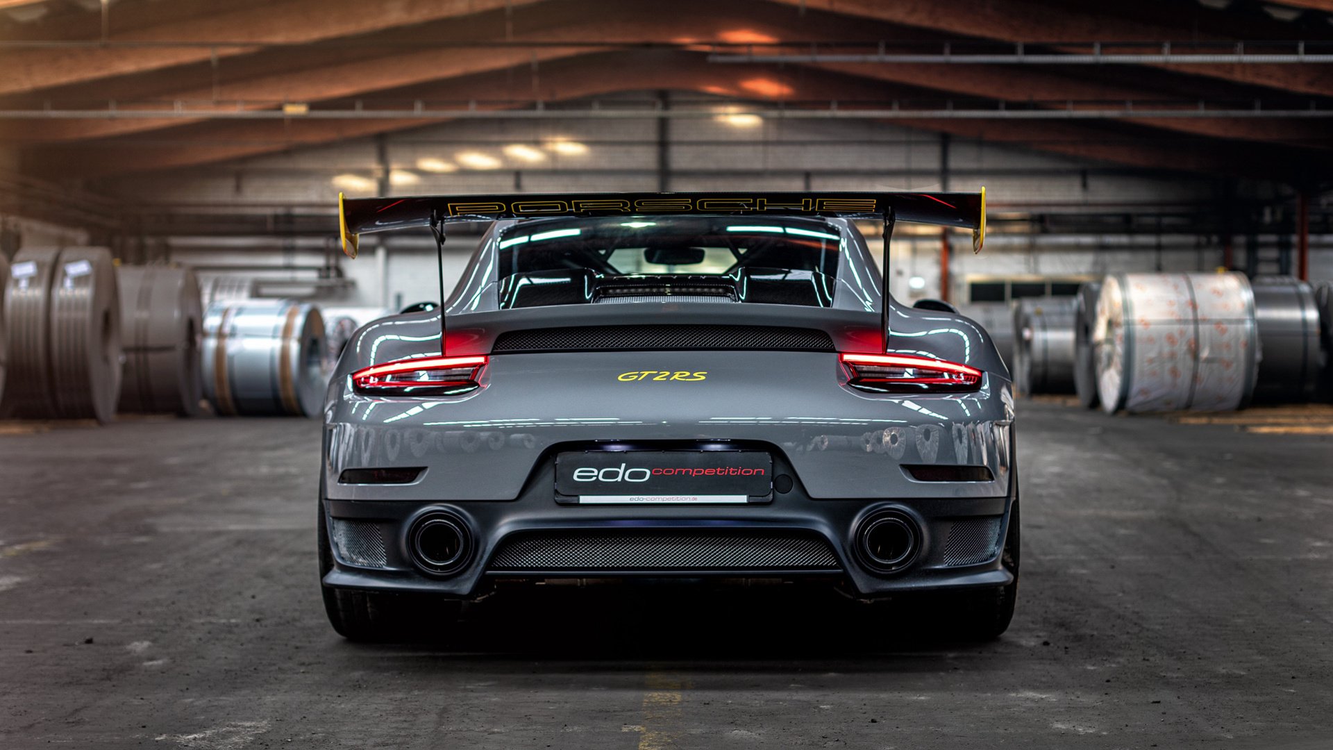 德甲青少年足球培训惠及更多年轻球员，德国足球青训营