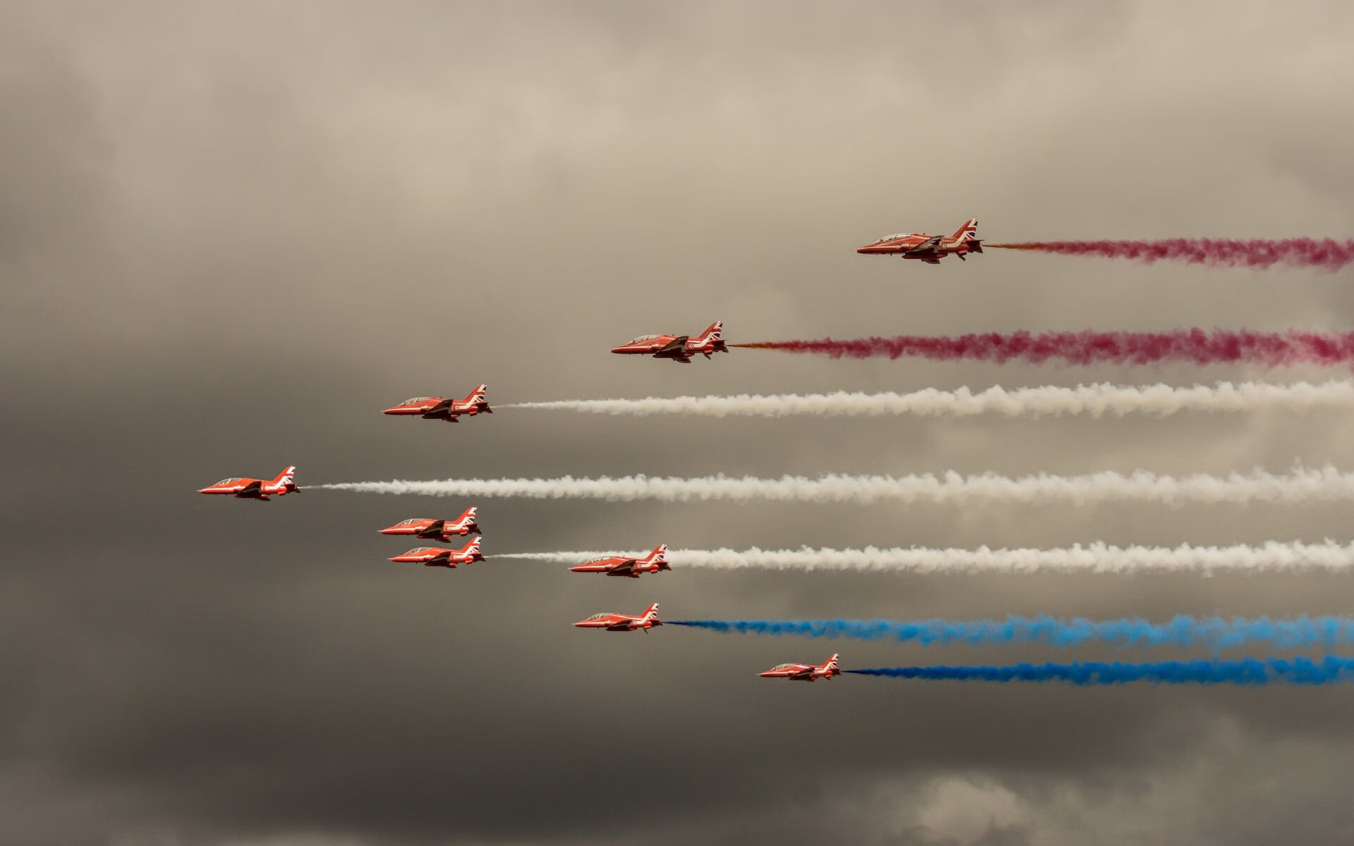 AYX SPORTS-_青少年游泳夏令营：畅游水世界的运动乐趣_，青少年游泳训练基地