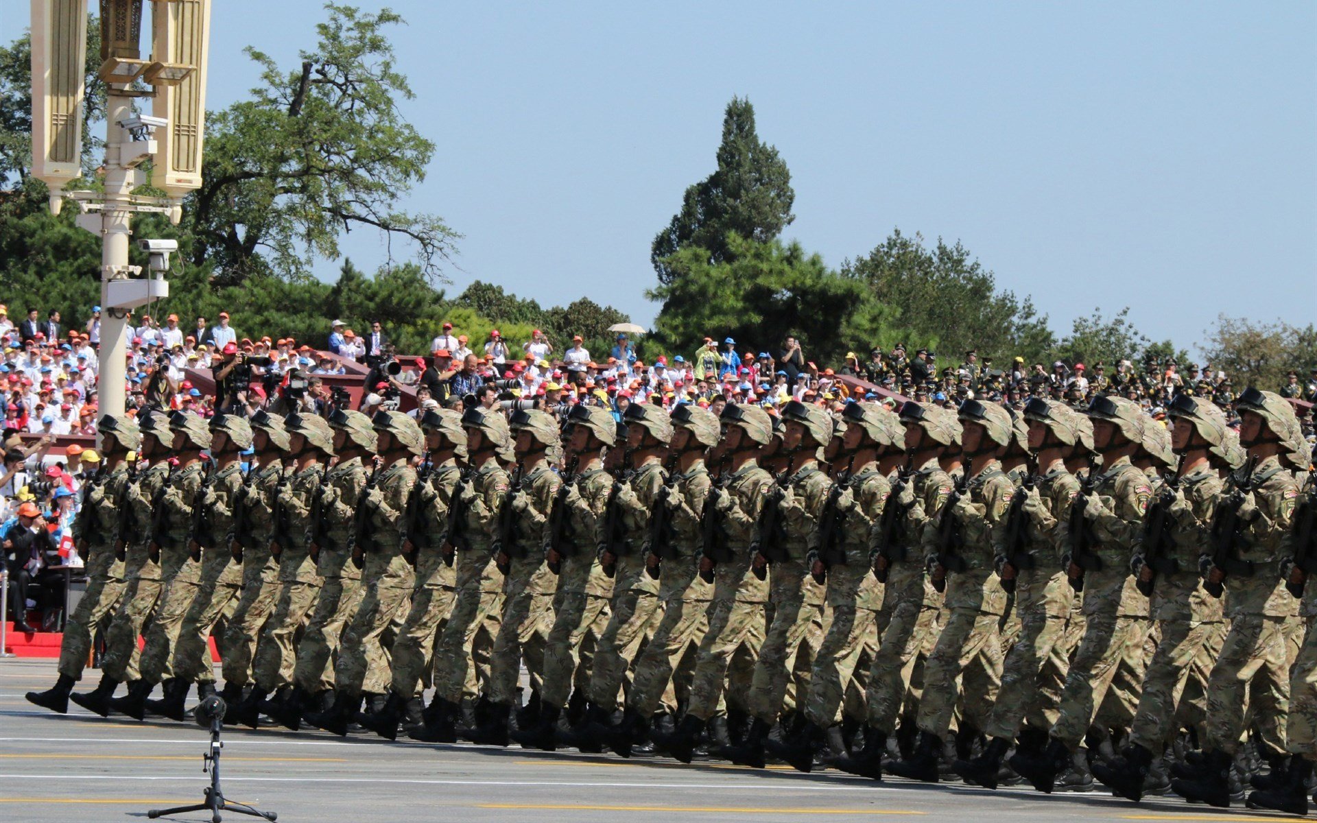 AYX官网-“驾驭风云：飘移舞蹈中的速度艺术”，飘移动作分解