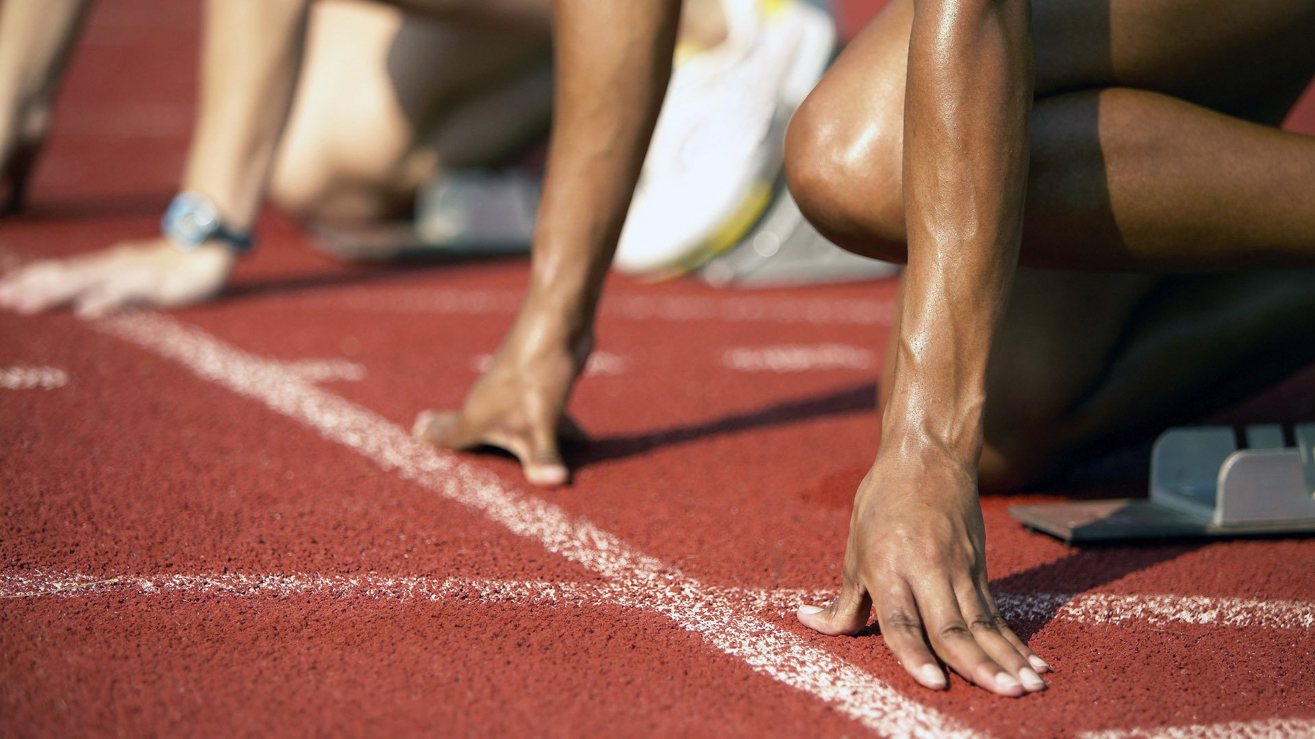 爱游戏电竞官网-跳水南非女队实现三连晋级，南非跳远运动员